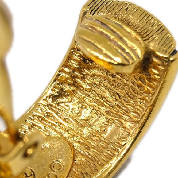 Chanel Dangle Hoop Earrings Clip-On Gold - Picture 5 of 5
